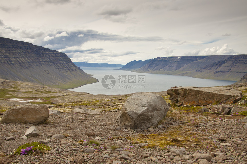 冰岛山脉全景海浪岩石天空峡湾石头蓝色图片