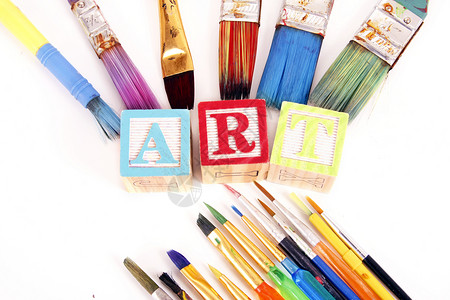 绘画艺术学校刷子孩子们彩虹孩子班级画笔背景图片