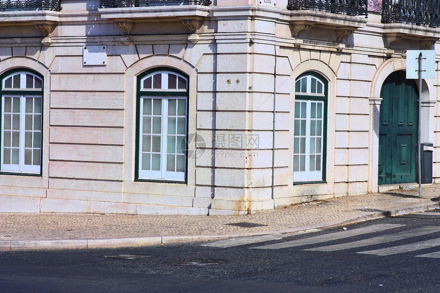 里斯本的传统住宅和传统住宅建筑Lisbon世界旅行建筑学蓝色城市红色瓷砖绿色明信片市中心图片