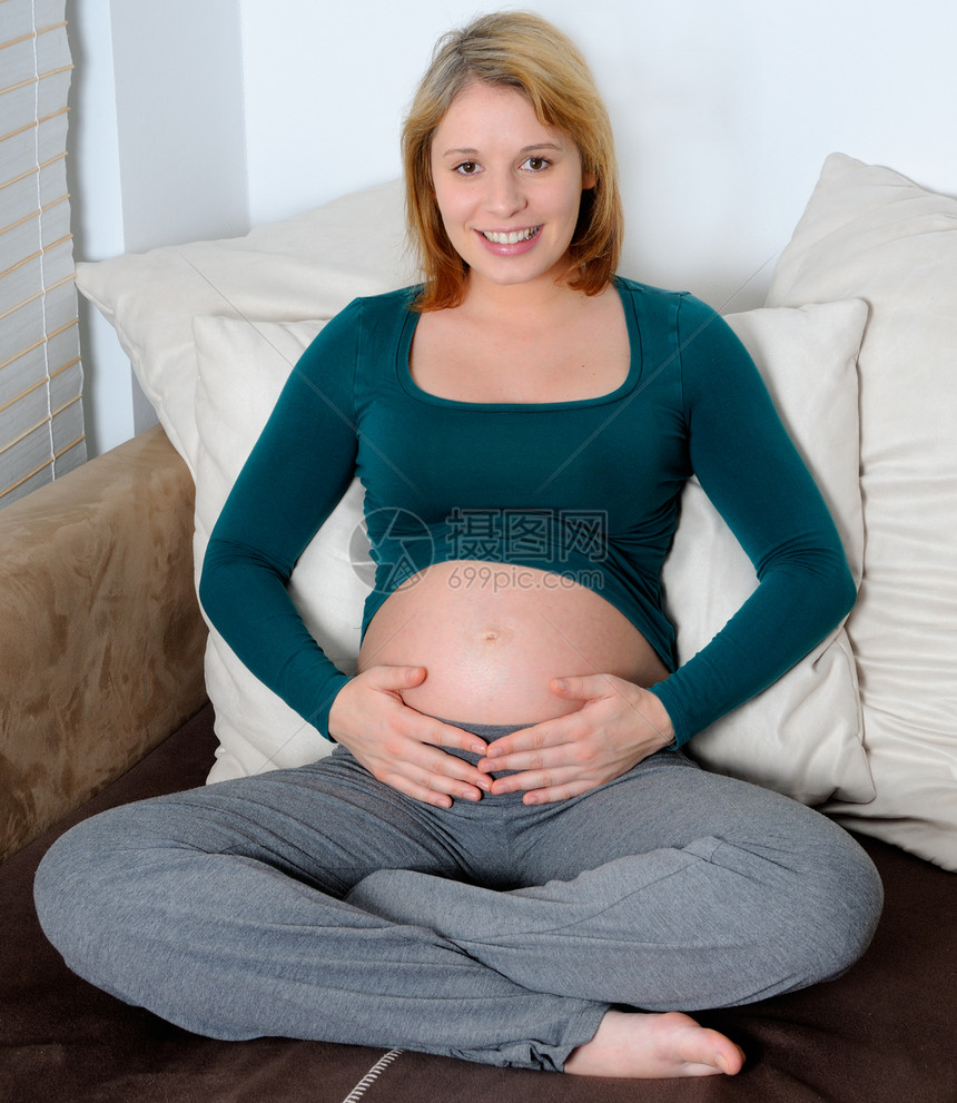 怀孕妇女希望母亲孩子女性化产妇身体肚子父母婴儿女性图片