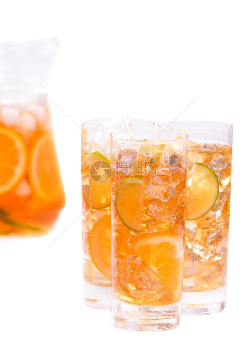 清冰饮料玻璃水果柠檬白色球座苏打橙子液体酒吧茶点图片