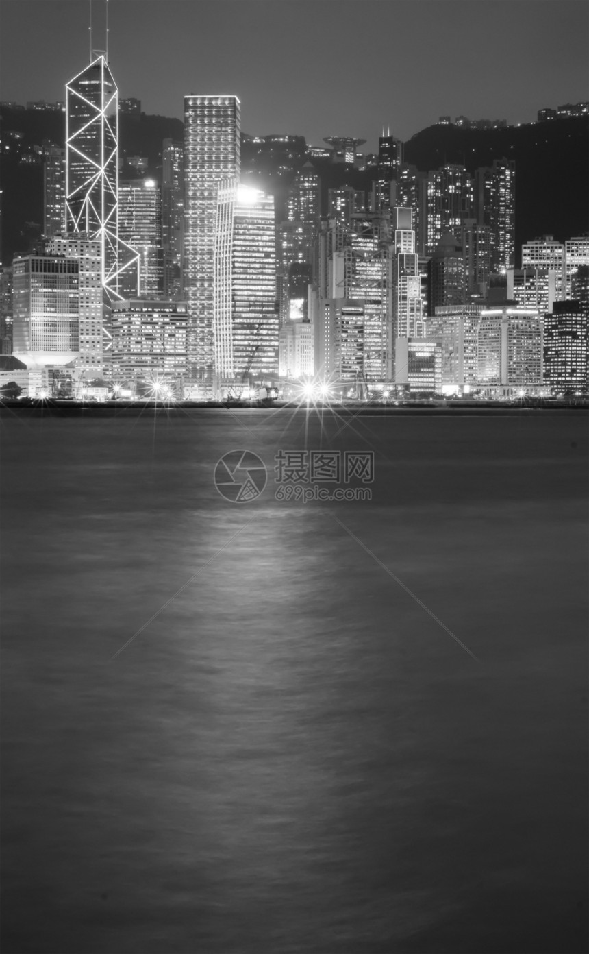 香港维多利亚港的夜间场景Name商业建筑学城市建筑地标港口海洋天空金融市中心图片