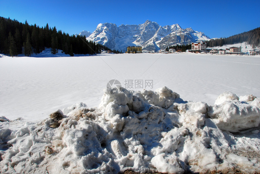 2007年意大利多洛米特阿尔卑斯山冬享受高山全景山地娱乐天堂假期森林滑雪者旅行图片