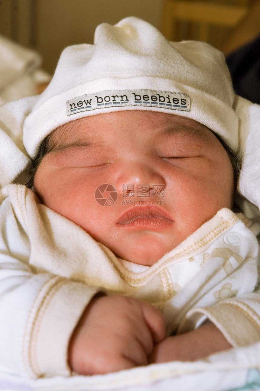 新出生婴儿的肖像童年孩子白色手指男生婴儿期新生图片