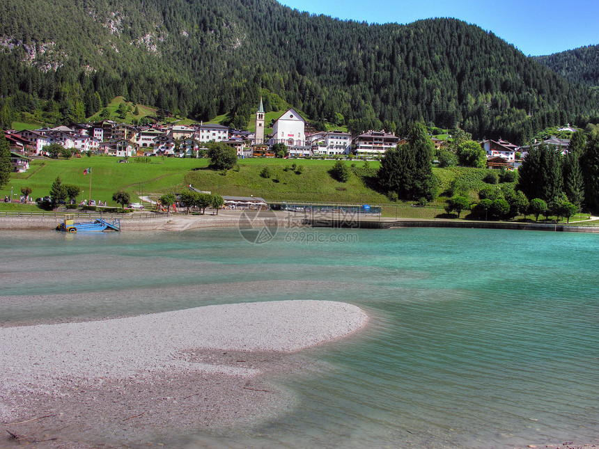 意大利多洛米山脉 2009年夏季窗帘天堂自行车山地森林全景滑雪者滑雪农村假期图片