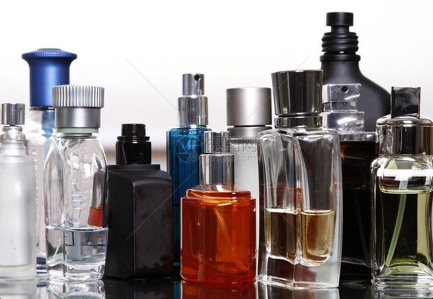 香水和香味瓶卫生盒子化妆品疗法液体身体芳香奢华玻璃药品图片