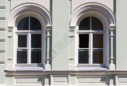 两个窗口窗户玻璃建筑物背景图片