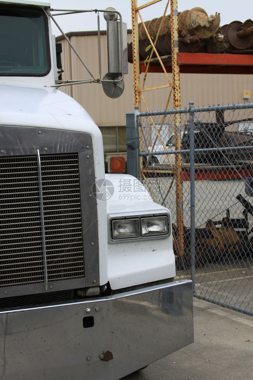 建筑卡车灰尘轮辋黑色运输轮胎尘土车辆工业轮子图片