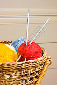带有线条用于编织的球球羊毛针线网络爱好针织品背景图片