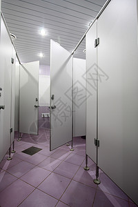 门窗塑料天花板走廊壁橱金属民众洗手间地面紫色背景图片