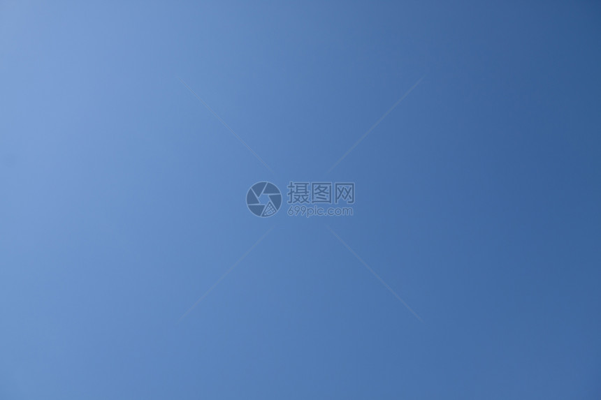 清蓝天空天气太阳水平蓝色环境季节阳光图片