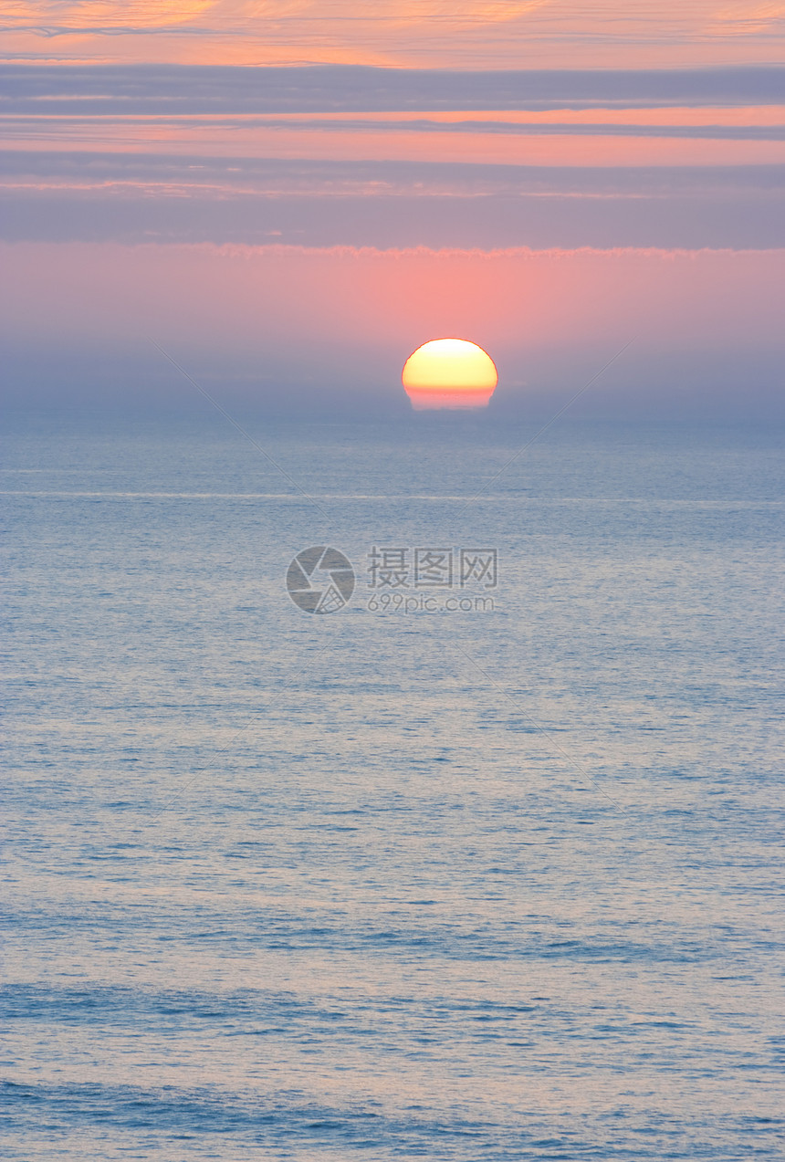 海景夏季支撑天空海岸线日落太阳海岸国家风景图片