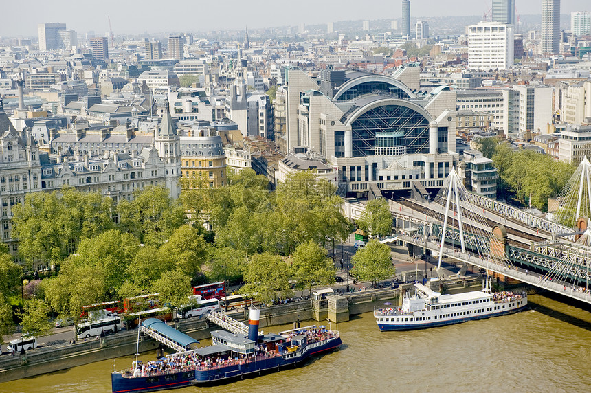 伦敦脚桥旅行历史房屋蓝色地标旅游时间天空商业天际图片