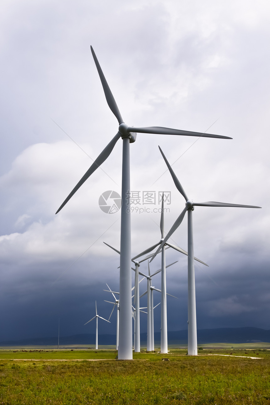 风力涡轮机风车旋转技术发电机场地农场生态环境力量活力图片
