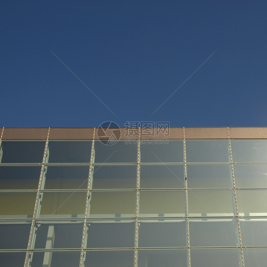 天空压台摩天大楼景观商业高楼玻璃办公室建筑蓝色城市窗户图片