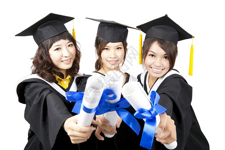 3名持有毕业文凭的亚裔女孩毕业快乐的高清图片素材