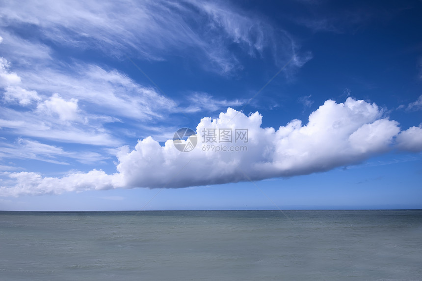 声音地平线天空编队蓝色多云海景海洋图片