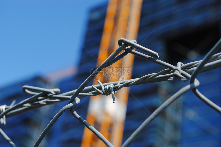 刺线铁丝网金属安全房地产栅栏王国围栏工地工程建设图片