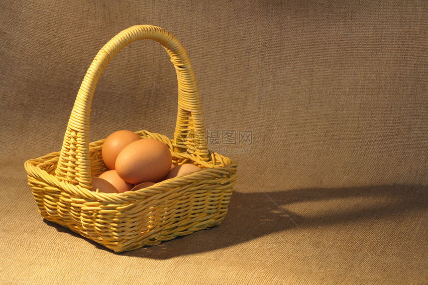 鸡蛋篮农场篮子帆布静物食物成分柳条农业对象图片