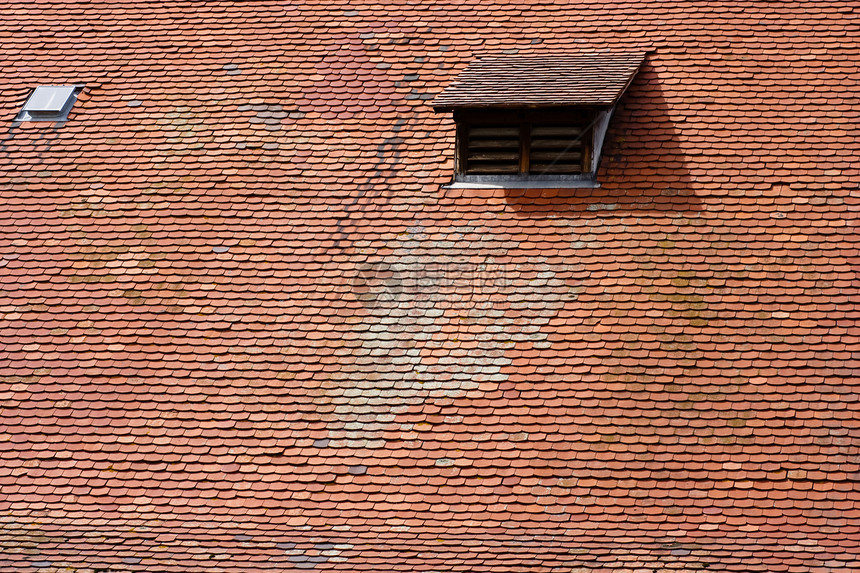 房顶屋顶条纹黏土财产红色建筑制品材料建筑学马赛克房子图片