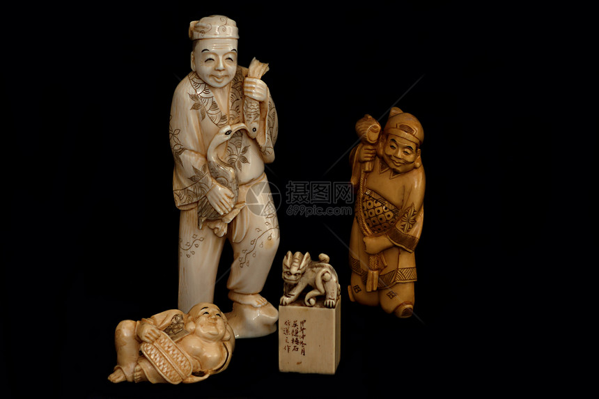 象牙雕像中国日本宗教男人佛教徒獠牙艺术玩具手工场景旅行冲物图片