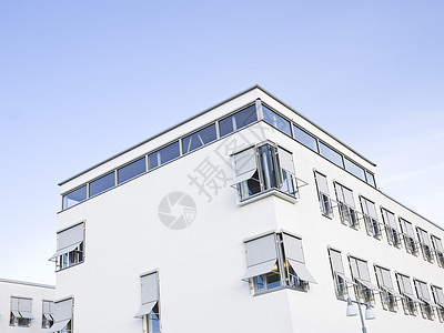 现代白色建筑背景图片