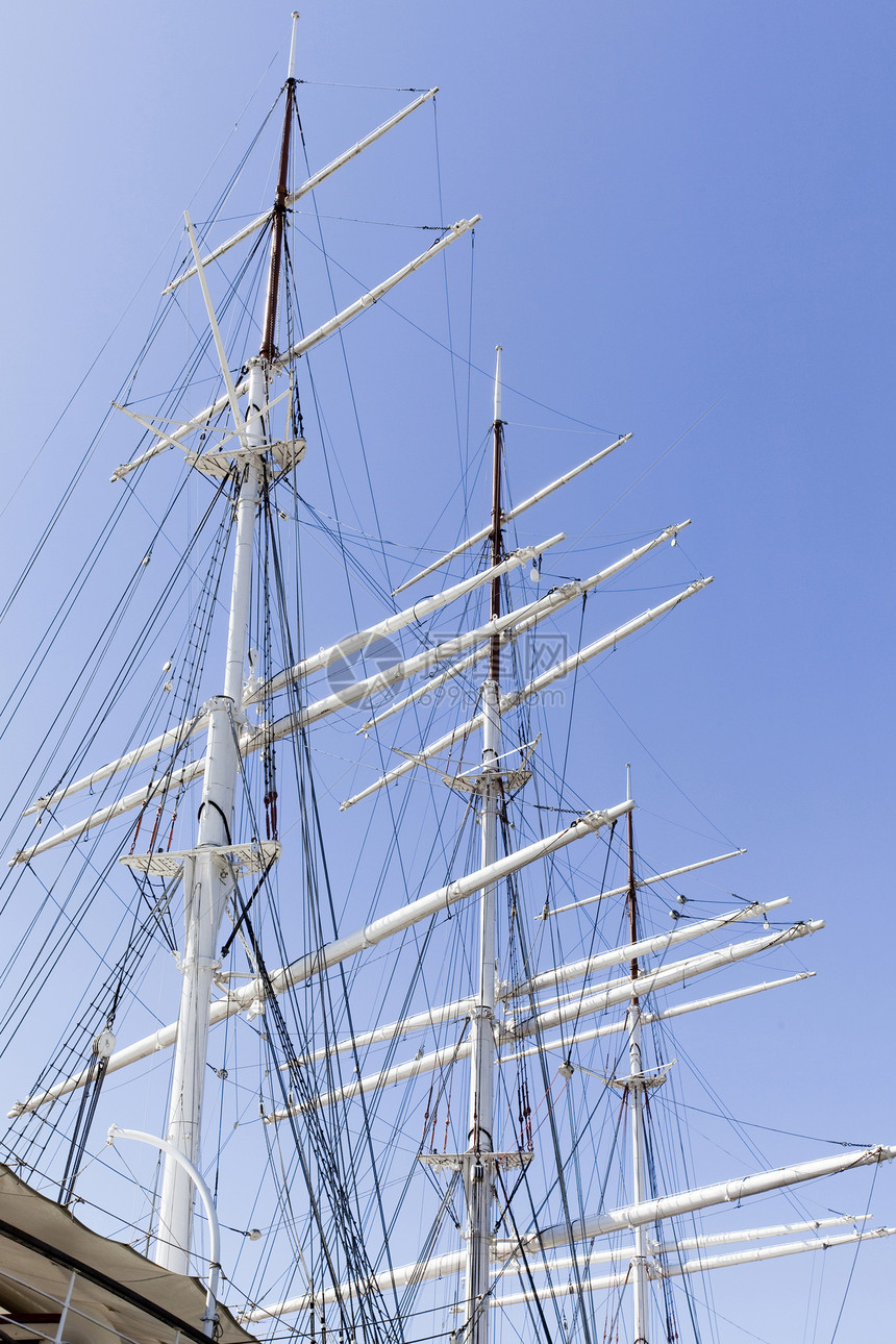 旧帆船绿色码头旅游吸引力血管木头历史游客白色博物馆图片