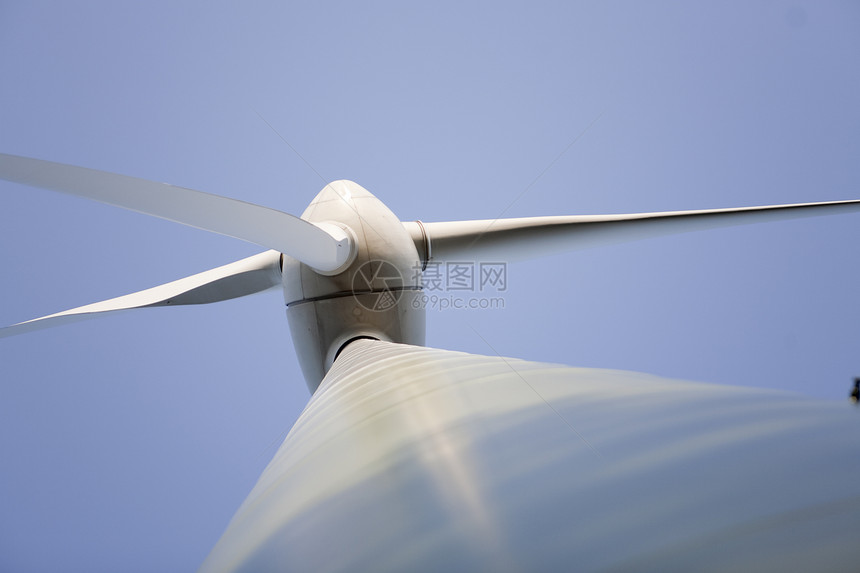 现代风车风能翅膀活力天空日出生态生产发电厂农村图片