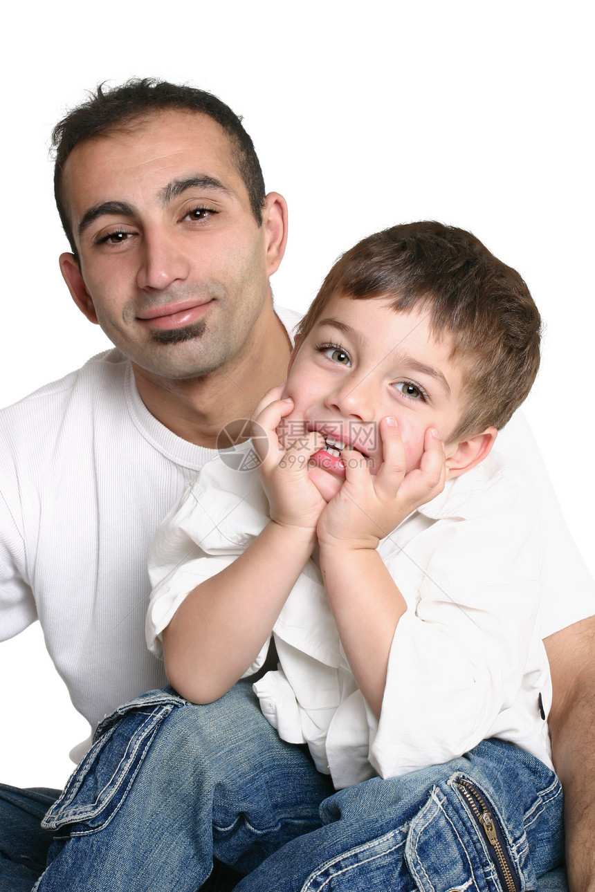 父亲和子女种族孩子男性儿子爸爸多样性男人微笑兄弟家庭图片