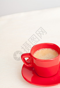 埃斯法咖啡杯子红色泡沫桌布桌子空白香气背景图片