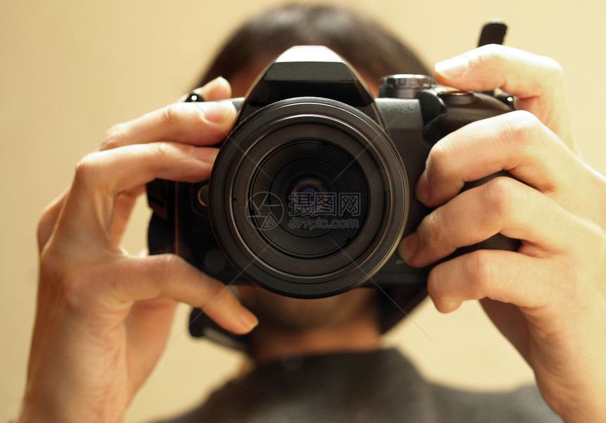 摄影师摄影照片单反相机镜子图片
