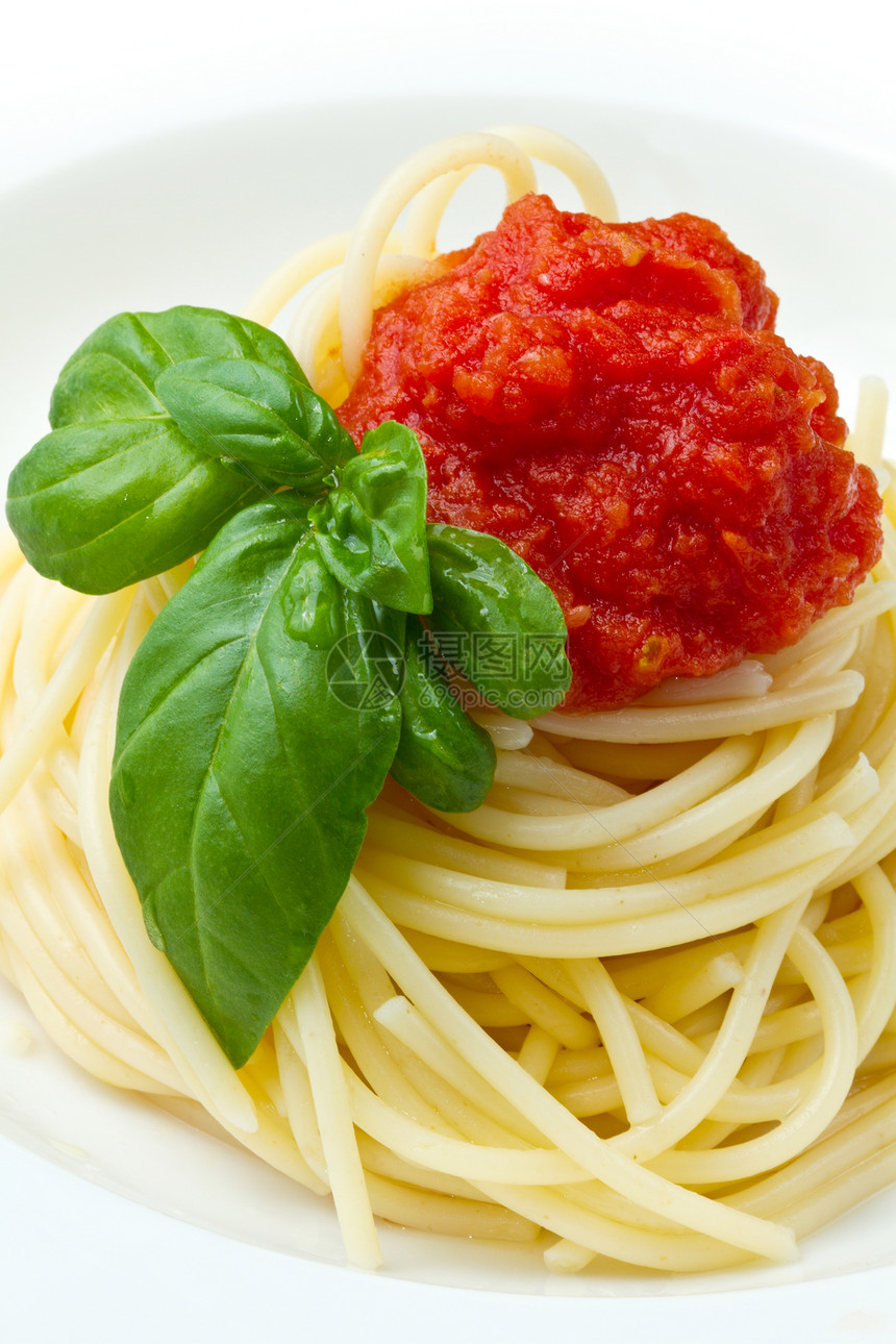 有番茄的意大利面面条食物午餐美食刀具烹饪营养蔬菜盘子草本植物图片