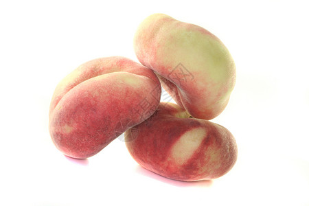山地桃桃甜点营养野桃水果玫瑰植物背景图片