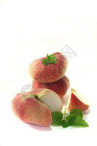 山地桃桃野桃玫瑰水果营养植物甜点背景图片