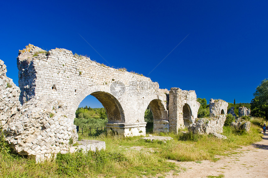 法国普罗旺斯Meunarie附近的罗马水道废墟建筑建筑学桥梁历史建筑物旅行世界纪念碑位置外观图片