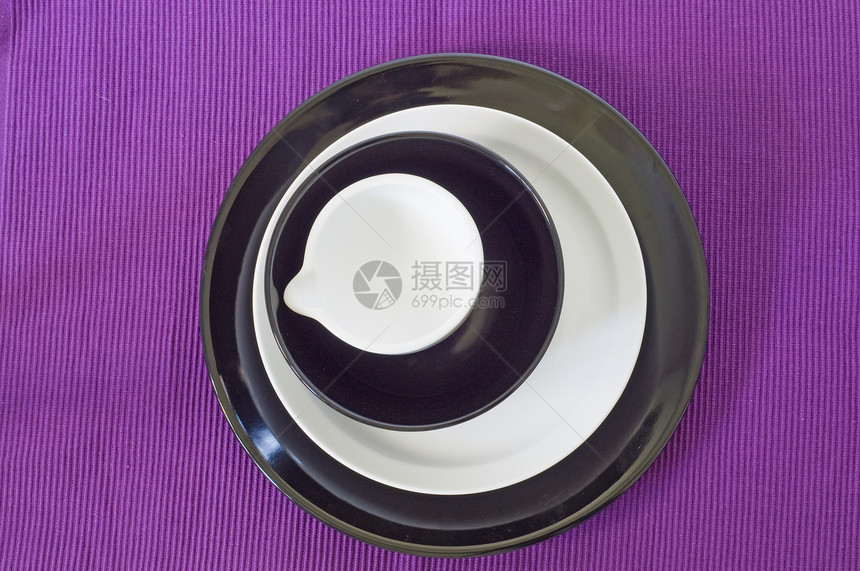 临死生命服务节奏黑色餐具厨房陶瓷紫色制品用具宏观图片