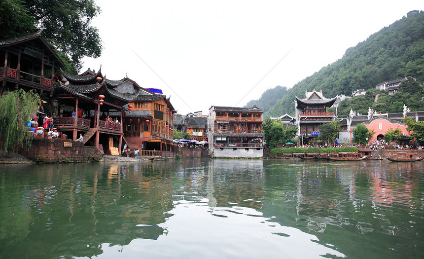 中国凤凰城的风景建筑城市村庄少数民族房子吸引力游客图片