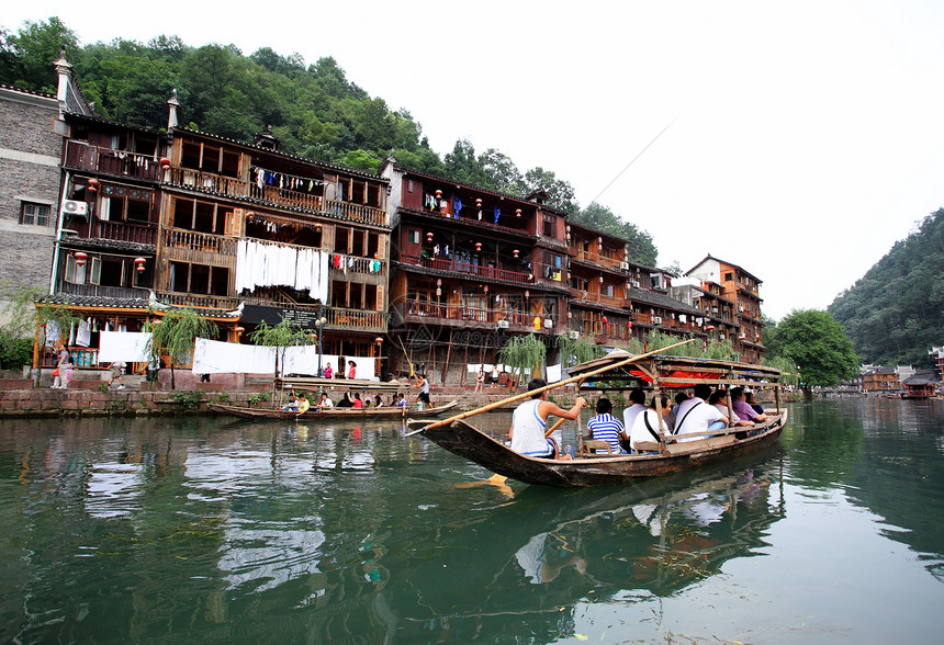 中国凤凰城的风景少数民族村庄吸引力城市房子建筑游客图片