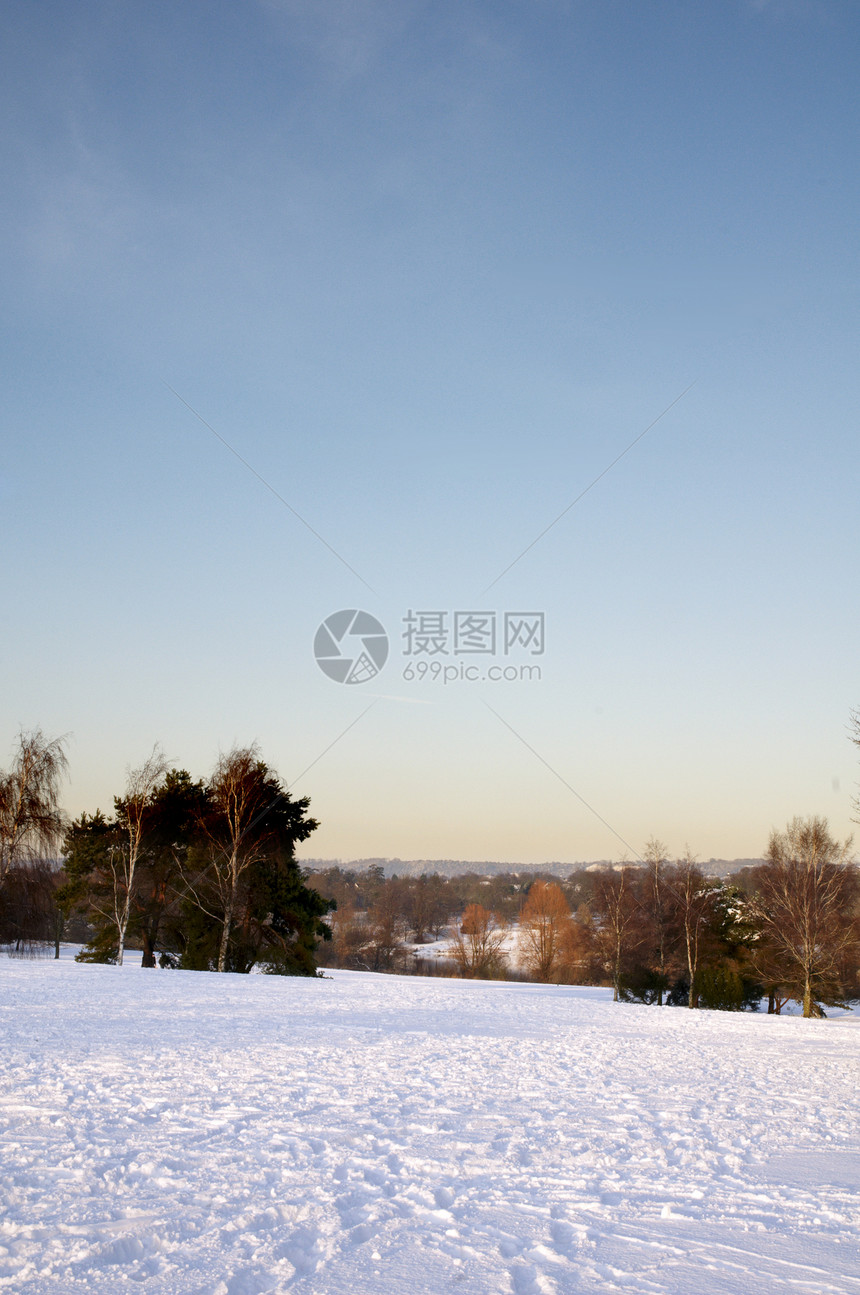 冬天冻结降雪季节场地曲目小路天气场景天空国家图片