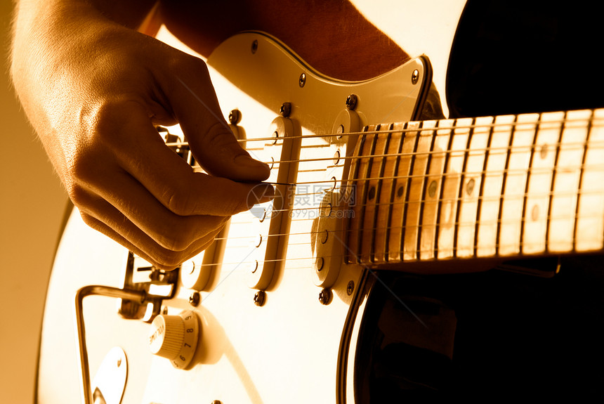 弹吉他艺术乐器音乐音乐家吉他手橙子手指音乐会电吉他细绳图片