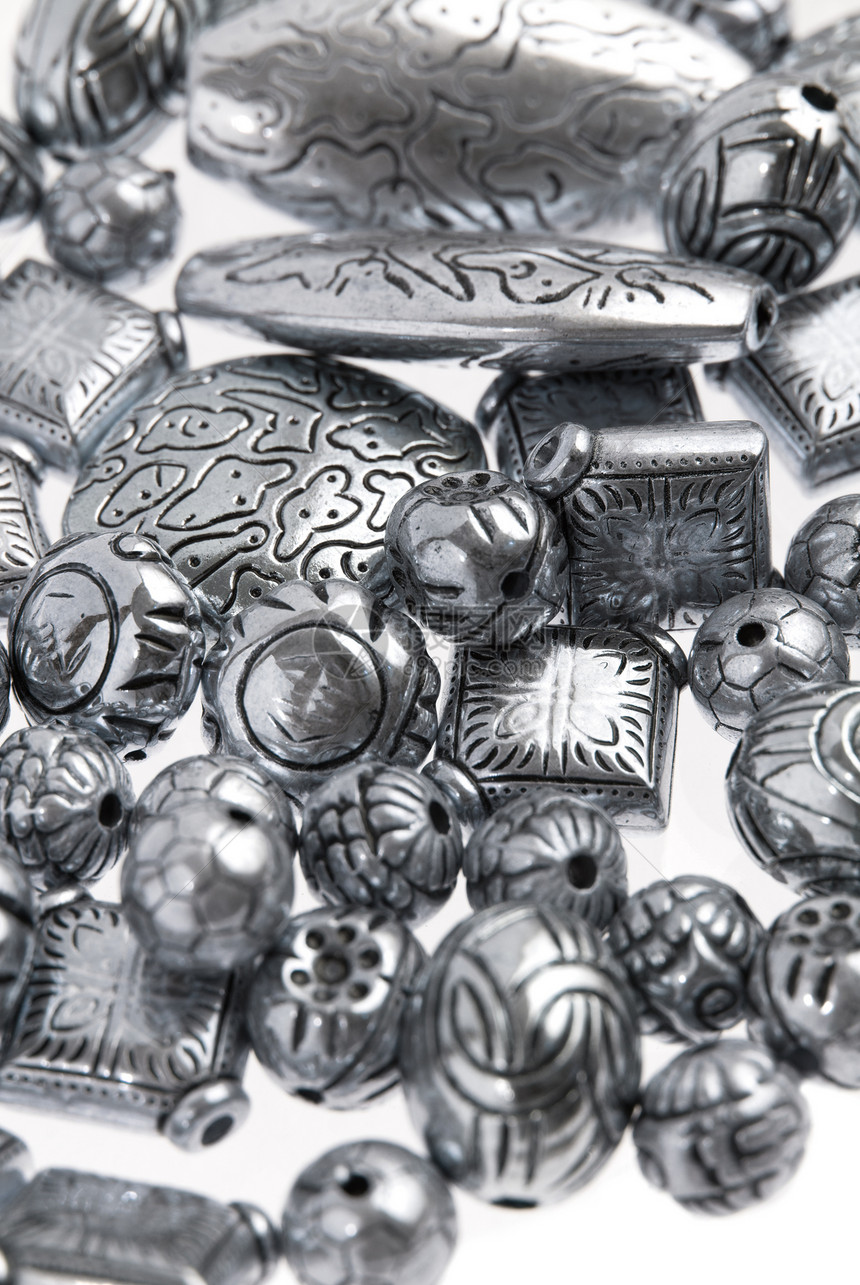 银珠工艺奢华手镯圆形珠宝工艺品项链细绳宝石图片