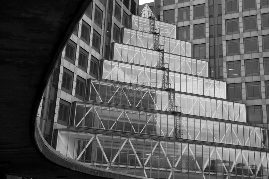 现代玻璃面板玻璃建筑学建筑窗户金字塔图片