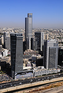 现代城市玻璃天空建筑学建筑建筑物职场反光办公室摩天大楼蓝色背景图片
