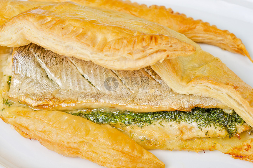 美味的鳟鱼菜海鲜产品美食蔬菜密友饼干黄油餐厅青菜面团图片