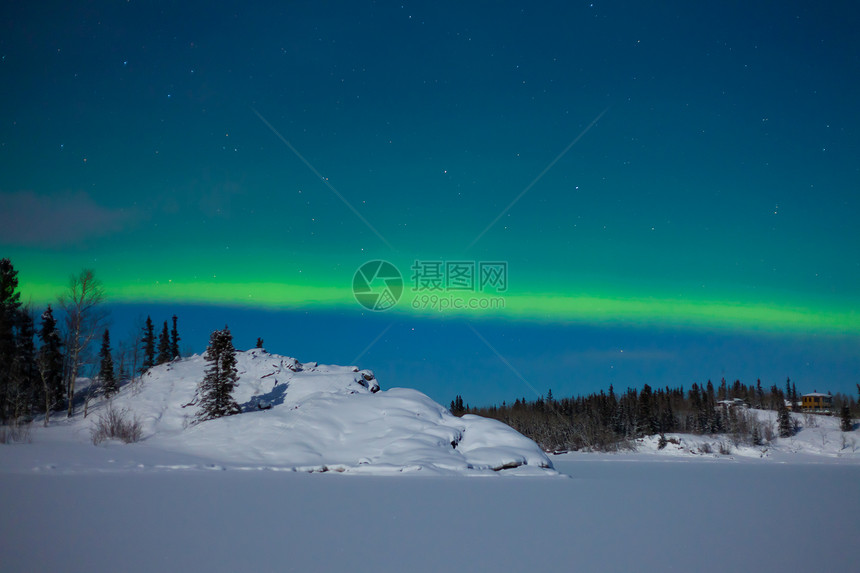 北极光磁层信仰天空星星月亮童话阴影北极星舞蹈雪景图片