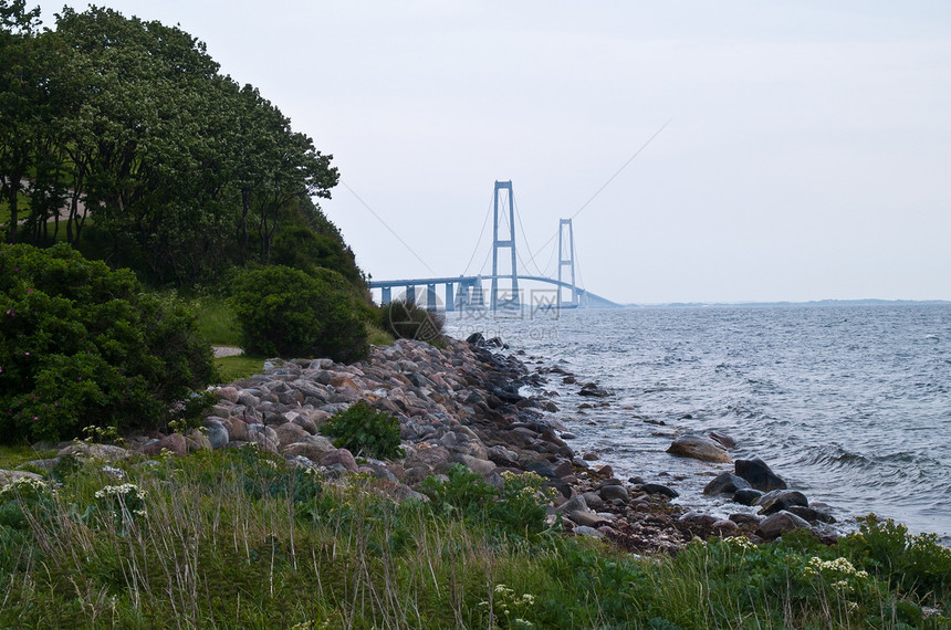 丹麦暂停使用桥丹麦旅行海洋腰带工程建筑学地标运输柱子交通小路图片