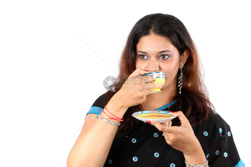印度女印度人饮用水咖啡图片