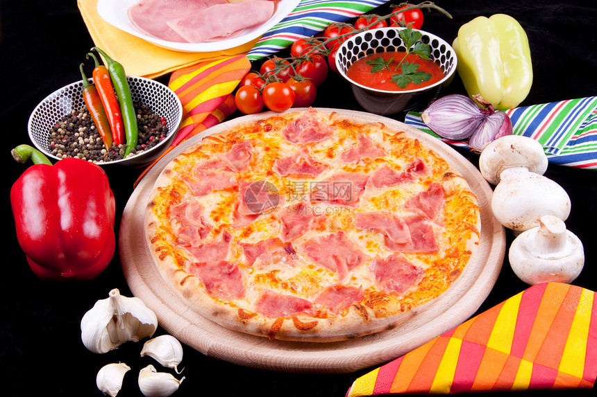 比萨饼 Prosciutto蔬菜食物火腿洋葱图片