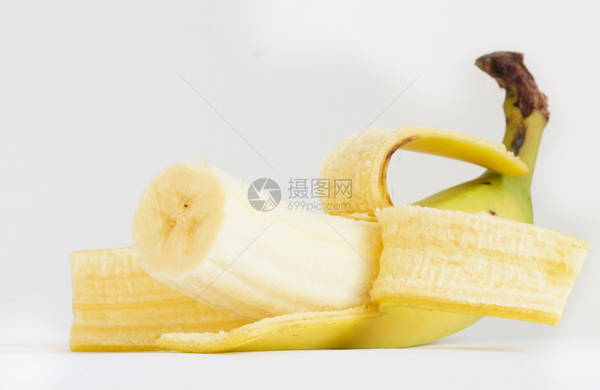 与世隔离的露天香蕉食物白色蔬菜早餐小吃热带黄色营养丛林皮肤图片
