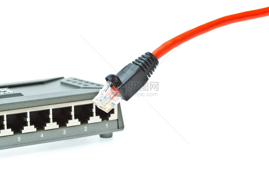 白色背景带路由器的计算机局域网电缆运输金属蓝色互联网电脑宽带路线数据插头速度图片